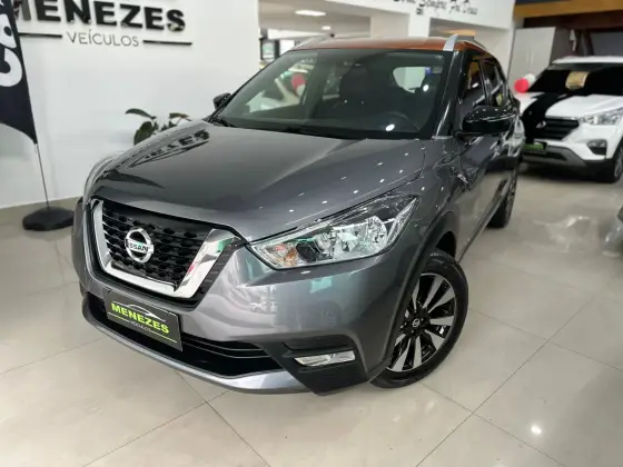 NISSAN KICKS 2017