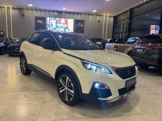 PEUGEOT 3008 2019