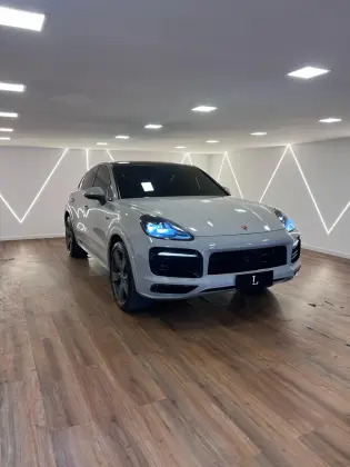 PORSCHE CAYENNE 2023