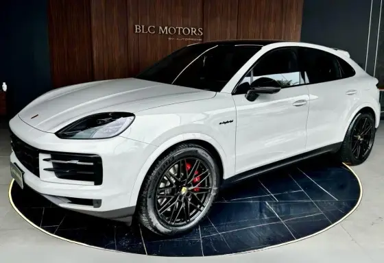 PORSCHE CAYENNE 2024