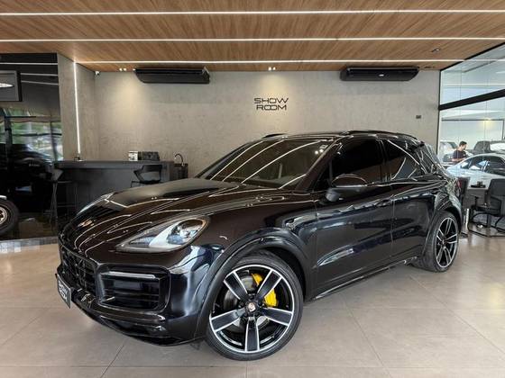 PORSCHE CAYENNE 2022
