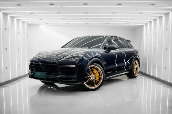 PORSCHE CAYENNE 2023