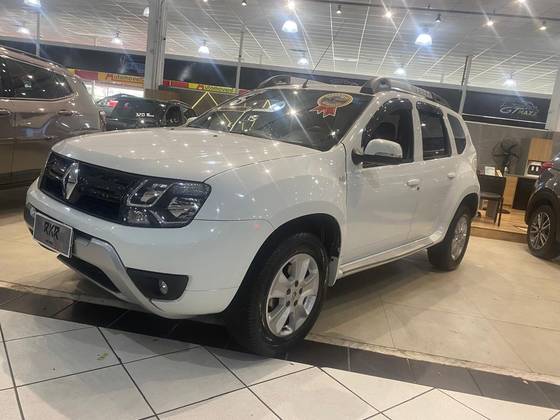 RENAULT DUSTER 2016