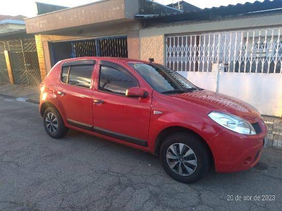 RENAULT SANDERO 2011