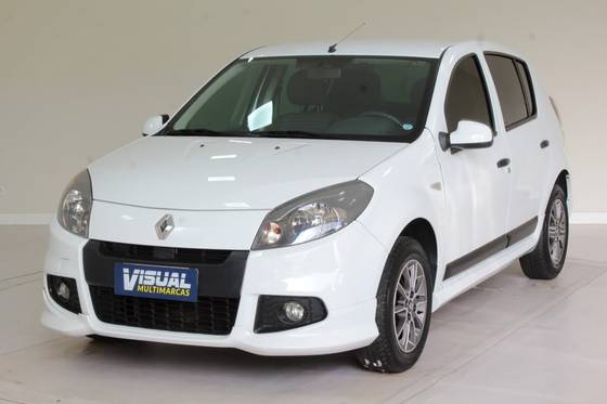 RENAULT SANDERO 2014