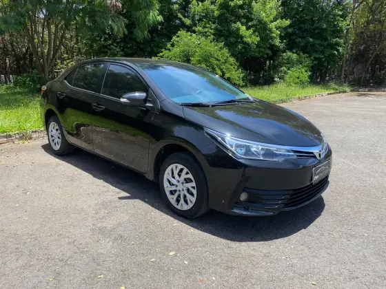 TOYOTA COROLLA 2018
