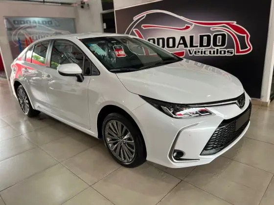 TOYOTA COROLLA 2025