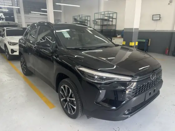 TOYOTA COROLLA CROSS 2026