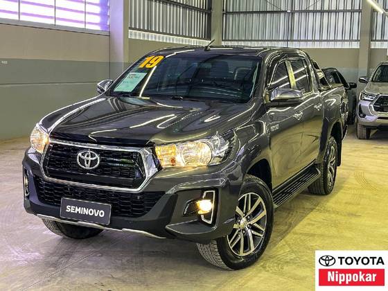 TOYOTA HILUX 2019