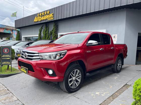 TOYOTA HILUX 2016
