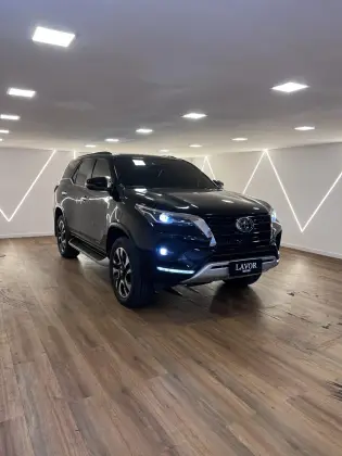 TOYOTA HILUX SW4 2021