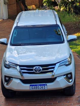TOYOTA HILUX SW4 2018