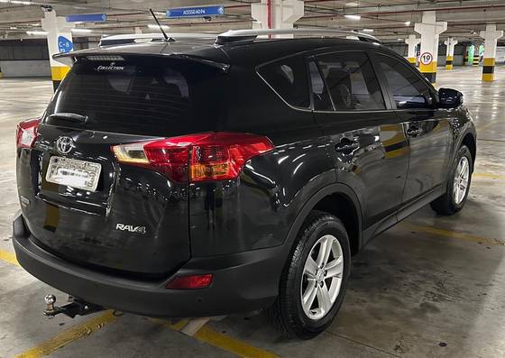 TOYOTA RAV4 2014