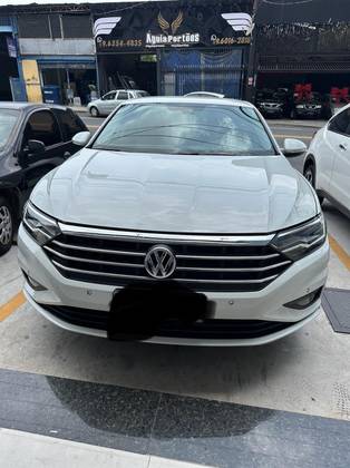 VOLKSWAGEN JETTA 2019