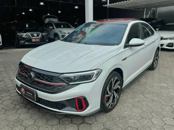 VOLKSWAGEN JETTA 2023