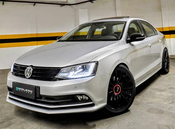 VOLKSWAGEN JETTA 2015