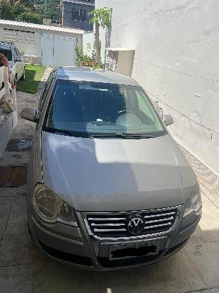 VOLKSWAGEN POLO SEDAN 2011