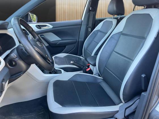 VOLKSWAGEN T-CROSS 2020