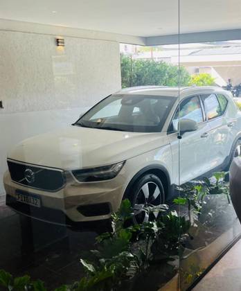 VOLVO XC40 2020