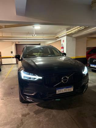 VOLVO XC60 2019