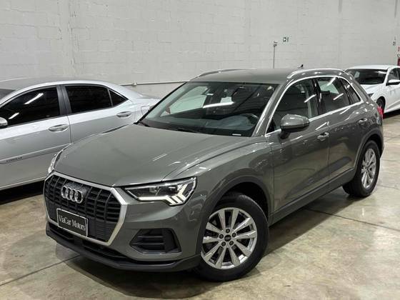 AUDI Q3 2021