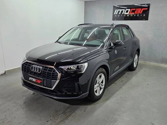 AUDI Q3 2021