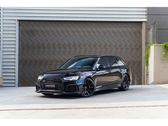AUDI RS4 2019