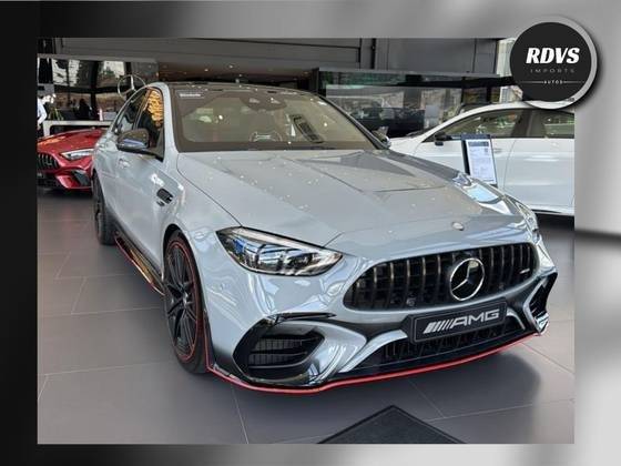 MERCEDES-BENZ C 63 AMG 2024