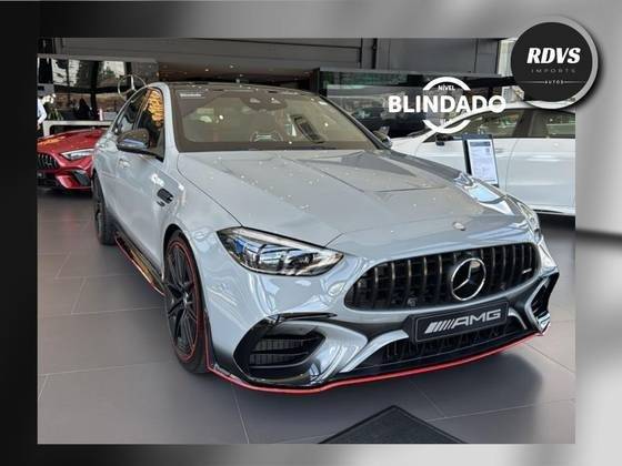 MERCEDES-BENZ C 63 AMG 2024