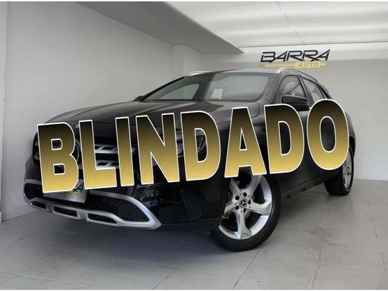MERCEDES-BENZ GLA 200 2018
