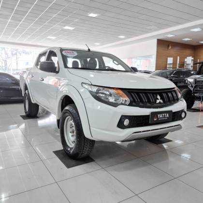 MITSUBISHI L200 TRITON 2024