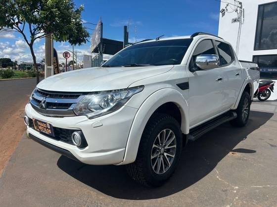 MITSUBISHI L200 TRITON 2020