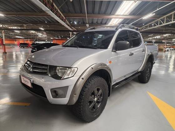 MITSUBISHI L200 TRITON 2013