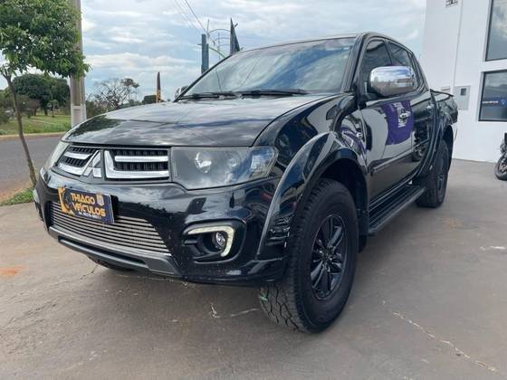MITSUBISHI L200 TRITON 2015
