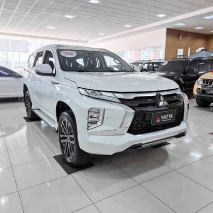 MITSUBISHI PAJERO SPORT 2024