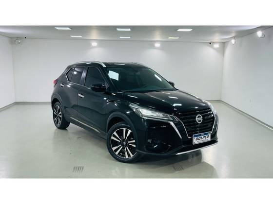 NISSAN KICKS 2022