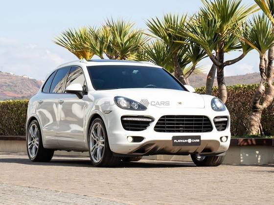 PORSCHE CAYENNE 2012