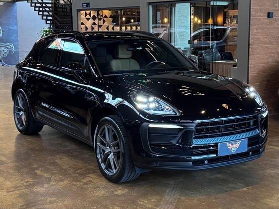 PORSCHE MACAN 2024