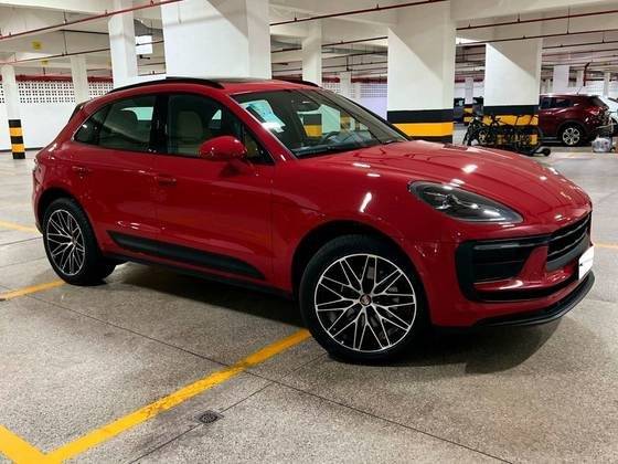 PORSCHE MACAN 2024