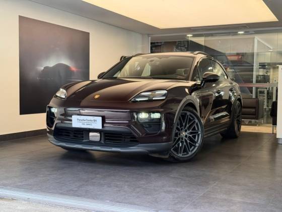 PORSCHE MACAN 2024