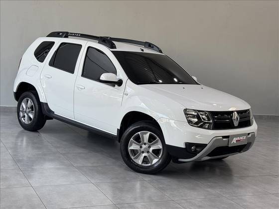 RENAULT DUSTER 2020