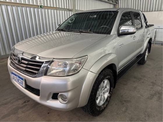 TOYOTA HILUX 2012