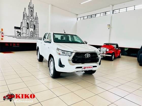 TOYOTA HILUX 2022