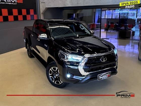 TOYOTA HILUX 2022