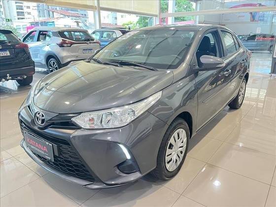 TOYOTA YARIS 2023