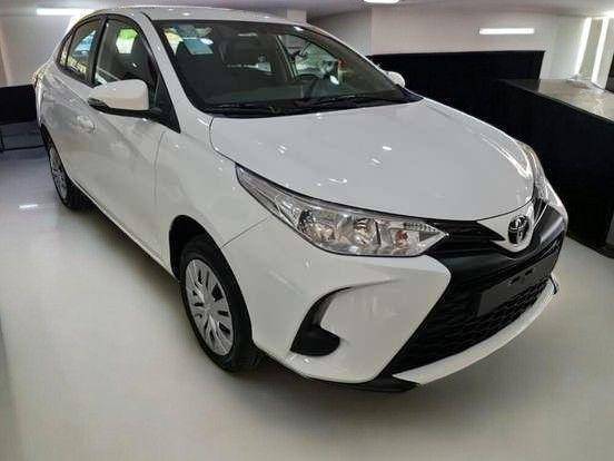 TOYOTA YARIS 2025