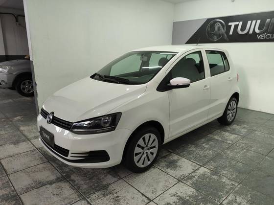 VOLKSWAGEN FOX 2016
