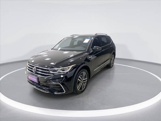 VOLKSWAGEN TIGUAN 2024