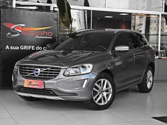 VOLVO XC60 2017