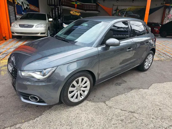 AUDI A1 2013